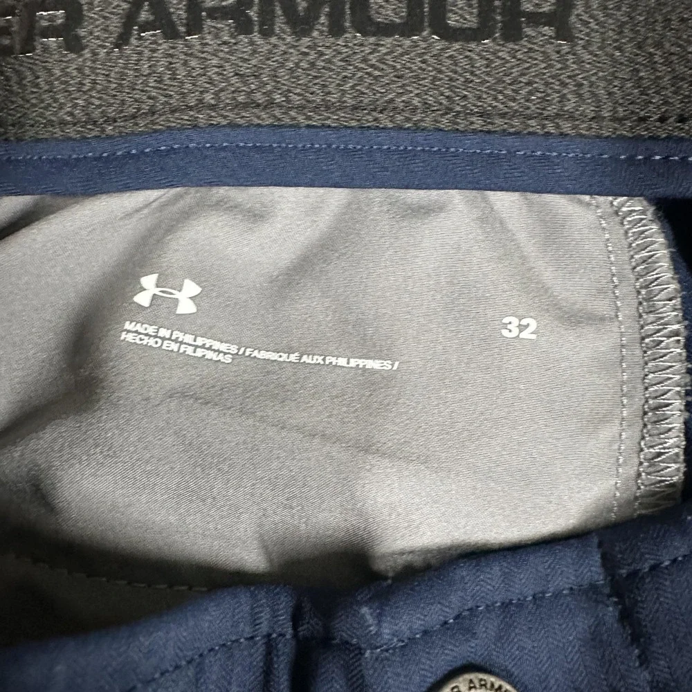 Under Armour Shorts Mens 32 Blue Solid Elastic Waist 9 Inseam Golf Casual Flat